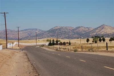 18867 Watts Valley Road Sanger, CA 93657 - Photo 19 of 37 Gallery Image 19