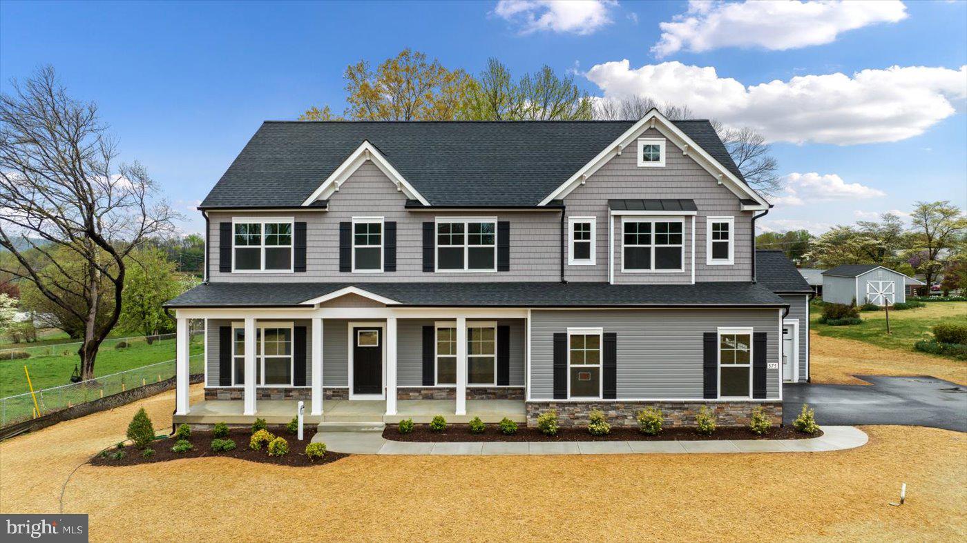 575 Solgrove Road Warrenton, VA 20186 - Photo 40 of 40 front view of house with a yard