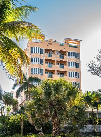 $949,000 | 3236 Northeast 5th Street, Unit 402, Pompano Beach, FL 33062