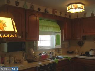141 Ridgefield Road Philadelphia, PA 19154 - Photo 3 of 3