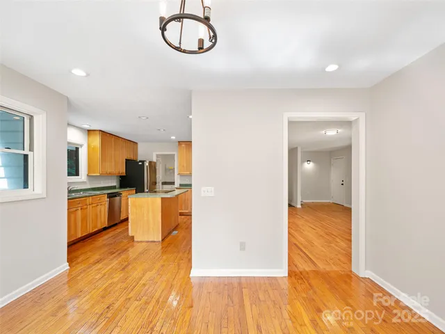 $498,000 | 1393 Bald Mountain Road, Burnsville, NC 28714