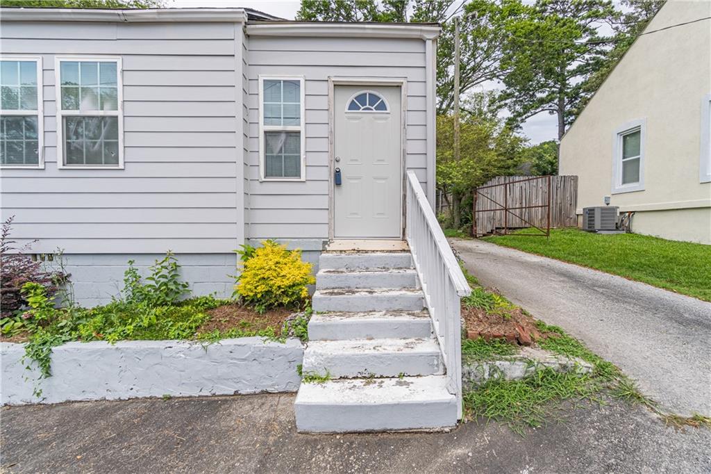 4134 Clairmont Road Atlanta, GA 30341 - Photo 6 of 28