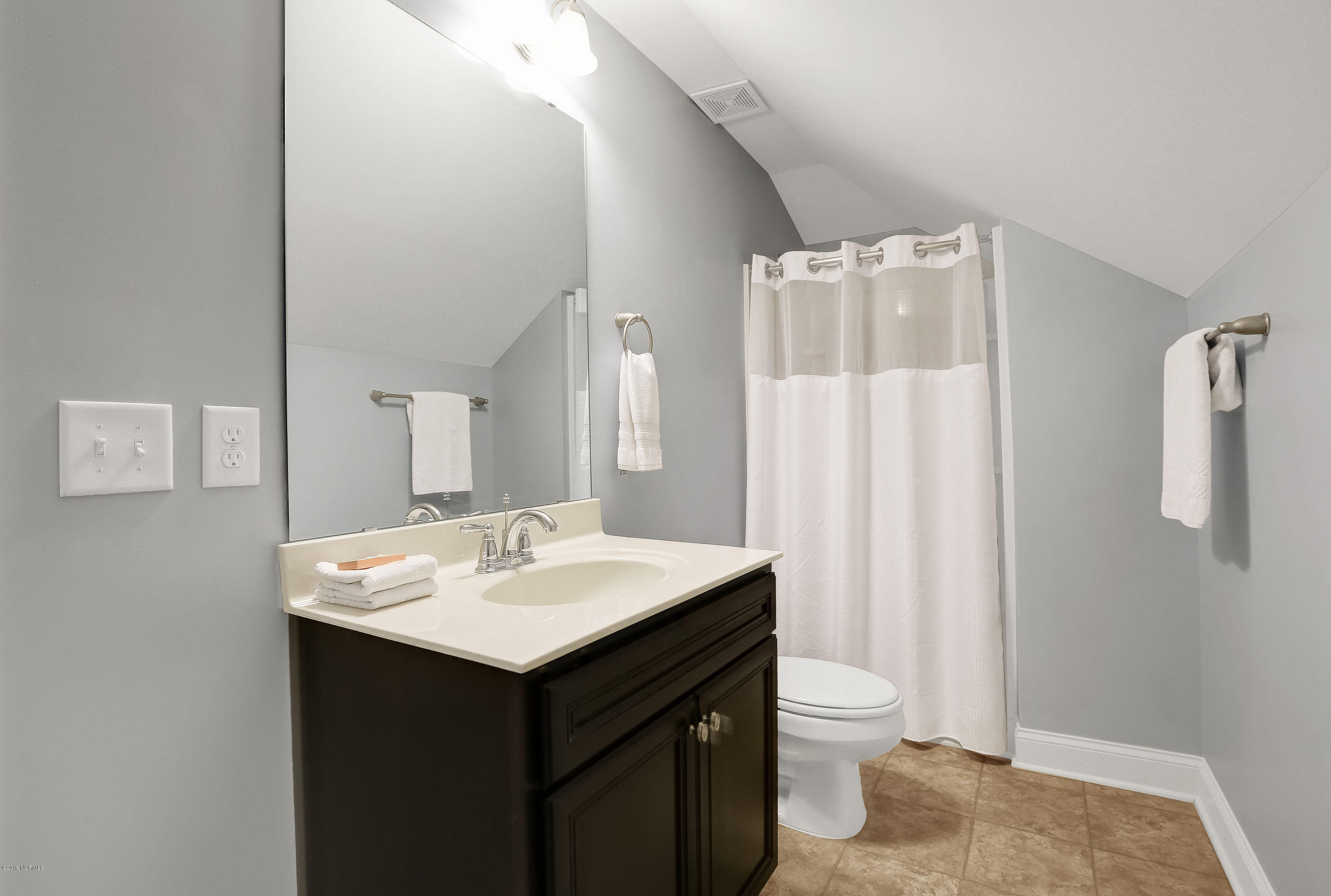 122 Hampton Drive Holly Ridge, NC 28445 - Photo 26 of 30 122HamptonDrive-37