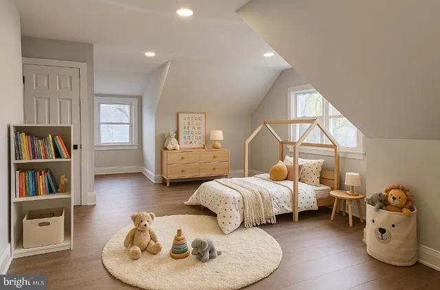 $2,300 | 73 Oak Lane, Unit 2, Trenton, NJ 08618