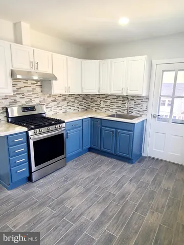 $2,300 | 73 Oak Lane, Unit 2, Trenton, NJ 08618