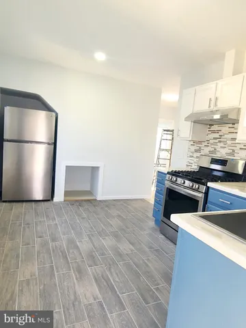 $2,300 | 73 Oak Lane, Unit 2, Trenton, NJ 08618