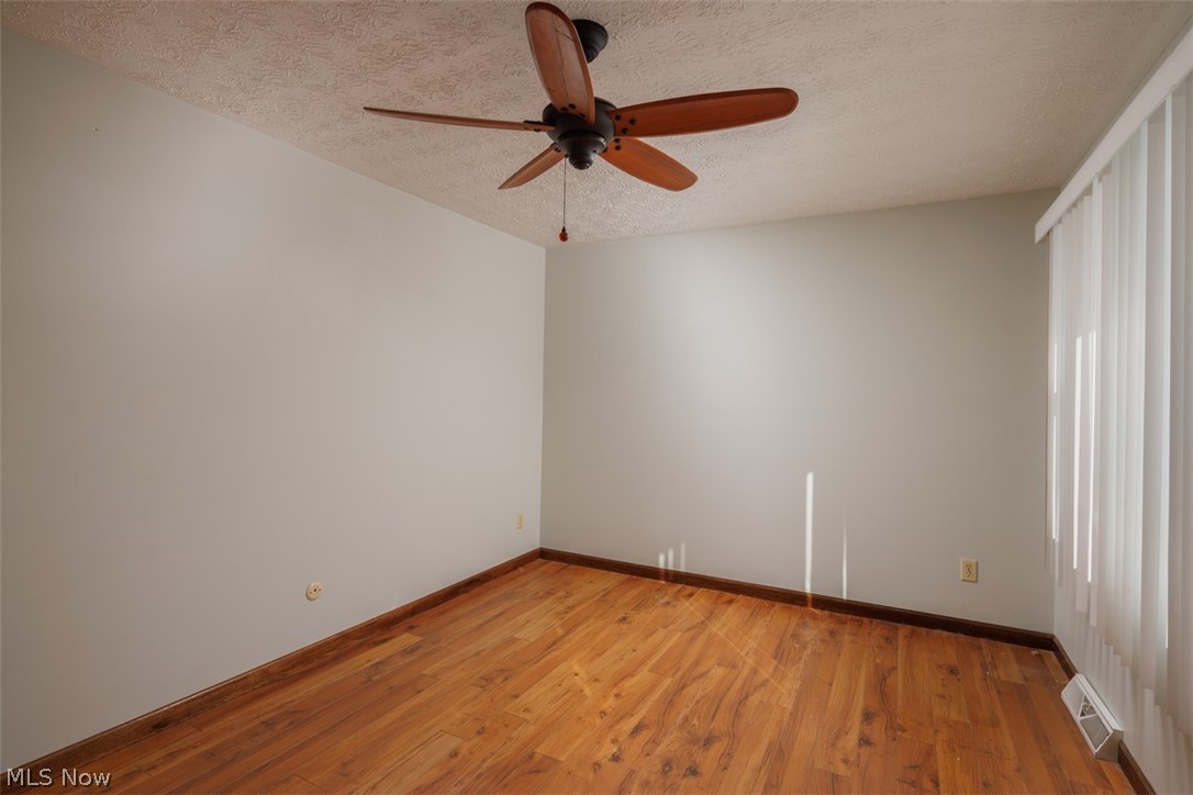 3770 South Arlington Road Uniontown, OH 44685 - Photo 4 of 19