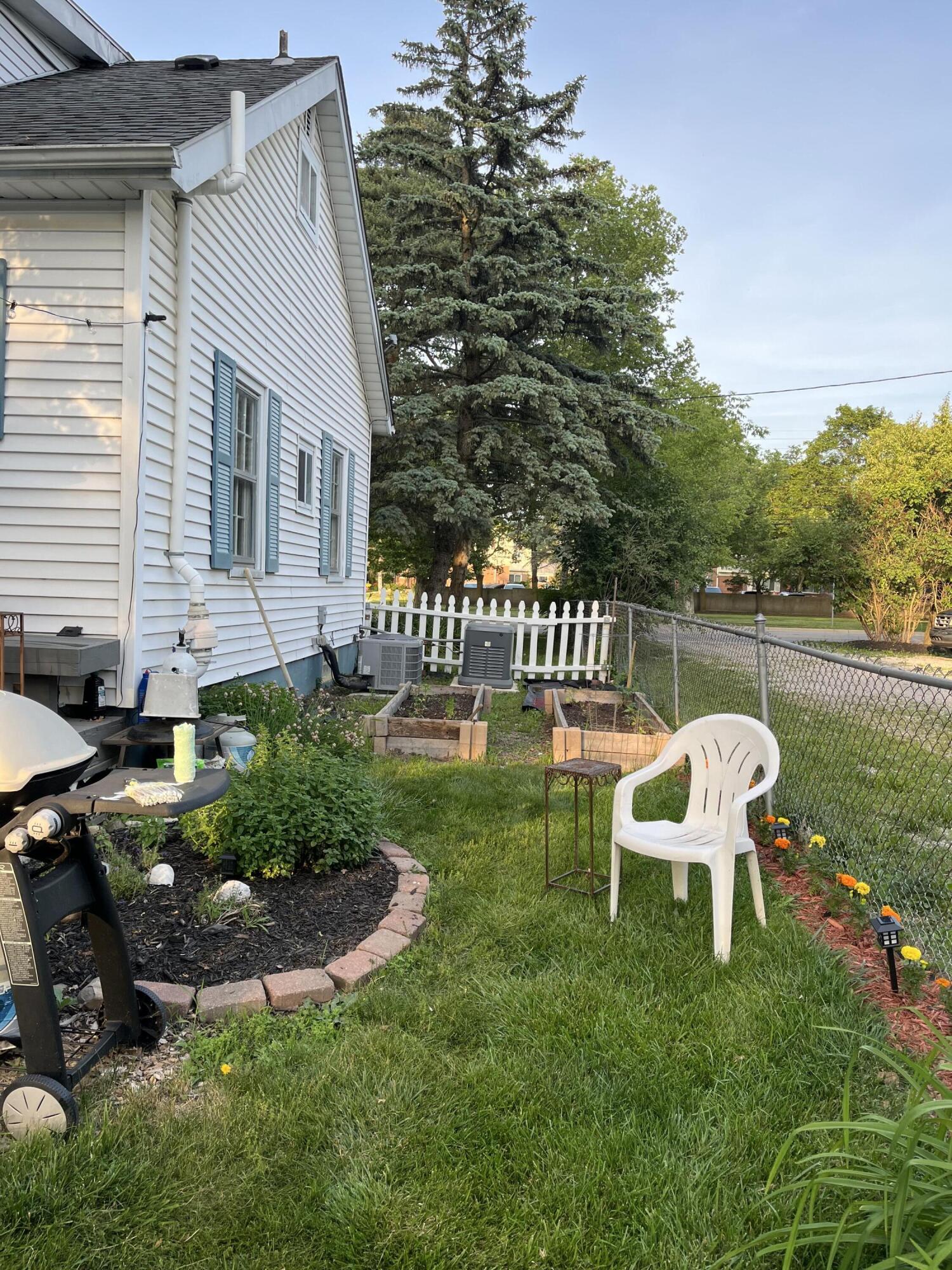 3604 Platt Road Ann Arbor, MI 48108 - Photo 42 of 44 IMG_2588