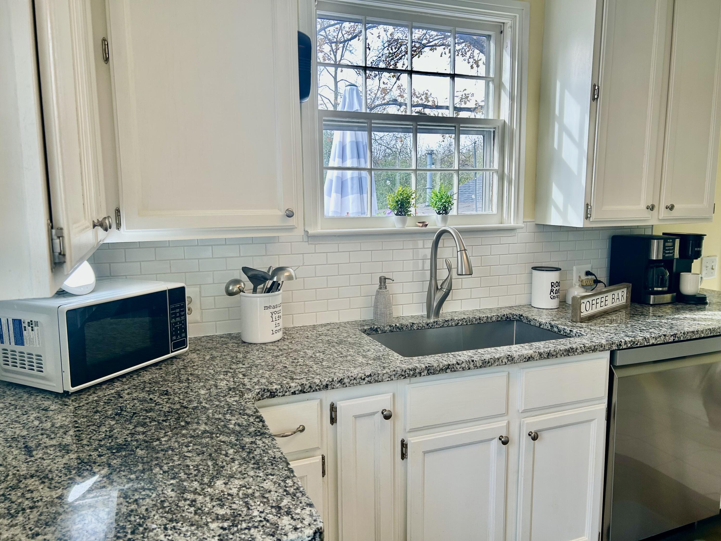 3604 Platt Road Ann Arbor, MI 48108 - Photo 9 of 44 IMG_2707