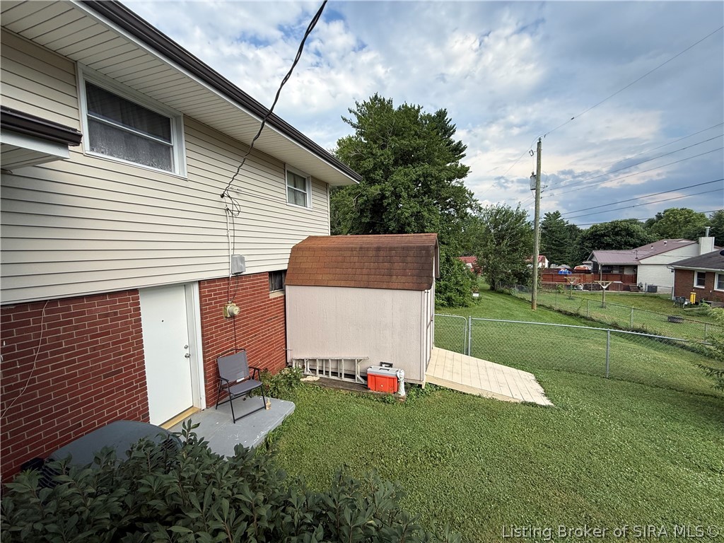116 Bruce Street Salem, IN 47167 - Photo 47 of 71