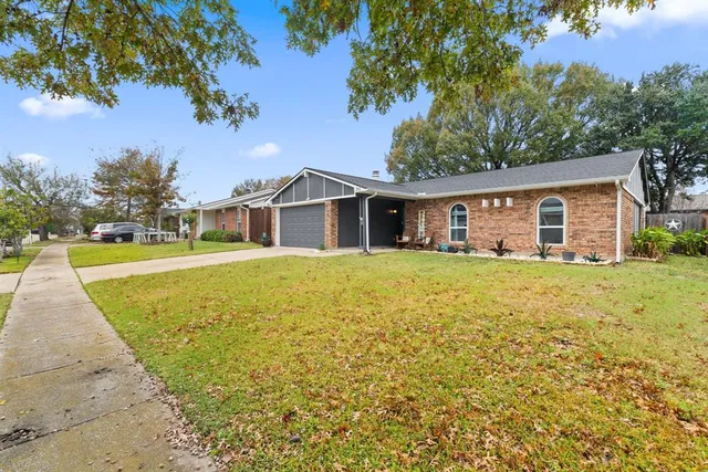 $310,000 | 711 Sunny Slope Drive, Allen, TX 75002