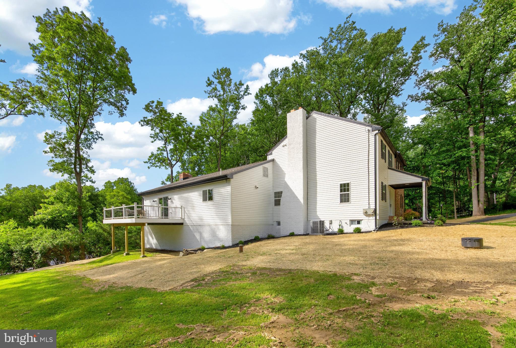 303 Norwood Road Downingtown, PA 19335 - Photo 6 of 48