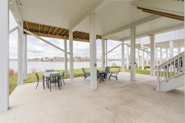 $4,997 | 809 Todville Road, Seabrook, TX 77586