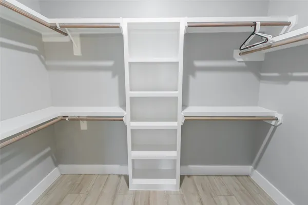 $4,997 | 809 Todville Road, Seabrook, TX 77586