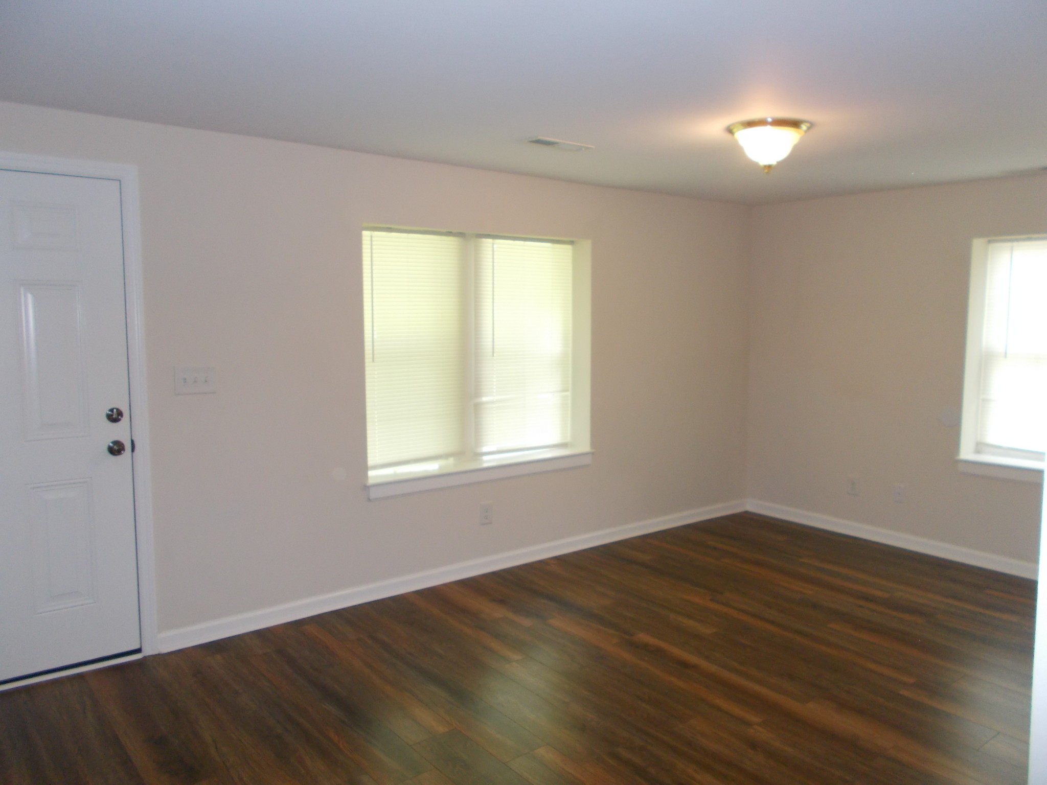 1300 Charlie Reed Road Chapmansboro, TN 37035 - Photo 2 of 21 Gallery Image 2