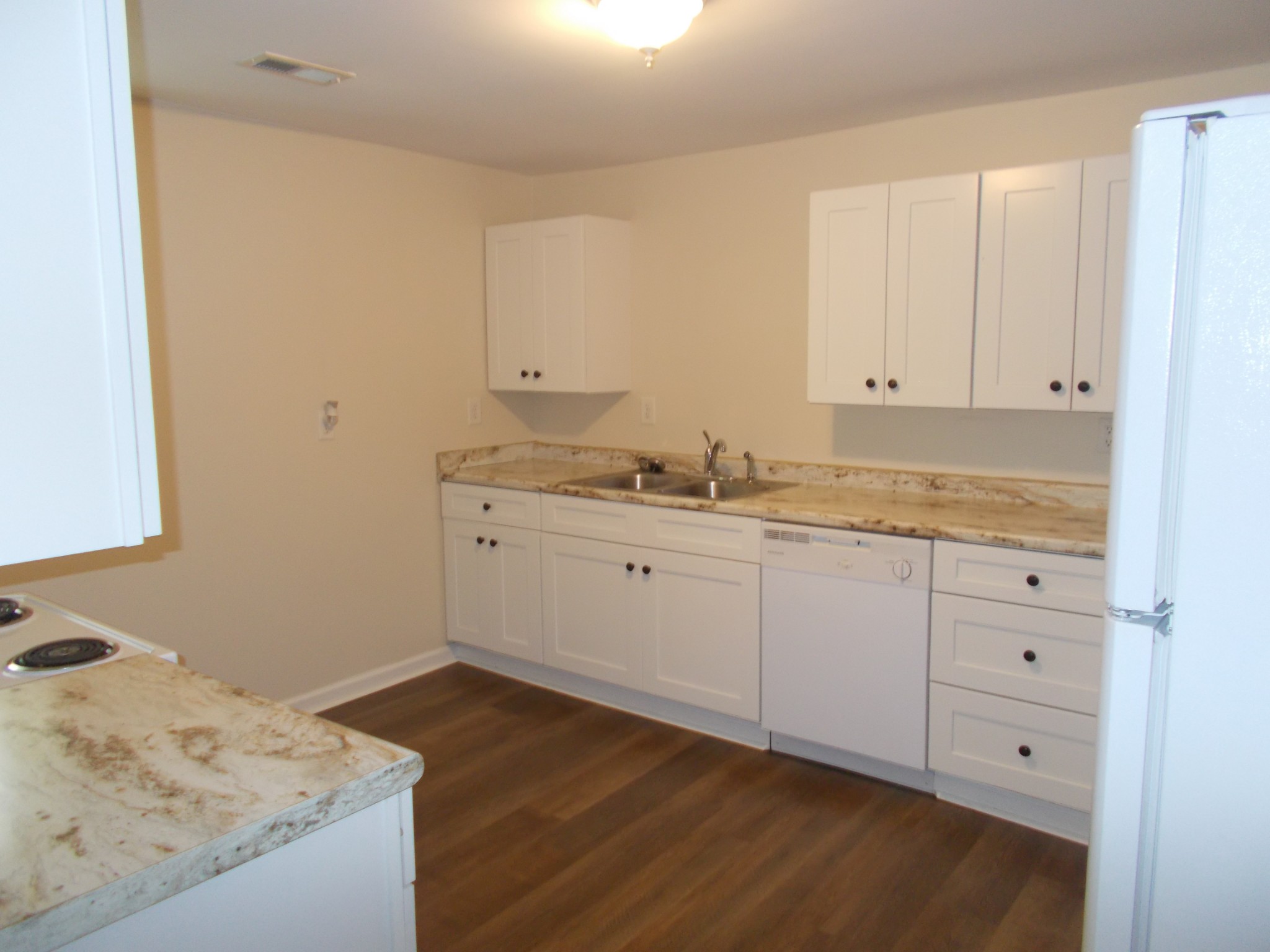 1300 Charlie Reed Road Chapmansboro, TN 37035 - Photo 6 of 21 Gallery Image 6
