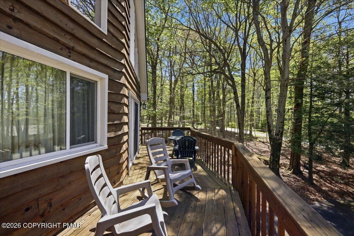 123 Lake In The Clouds Road Canadensis, PA 18325 - Photo 16 of 54 Deck