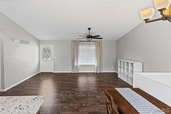 $299,900 | 49 Alta Street, Glen Carbon, IL 62034