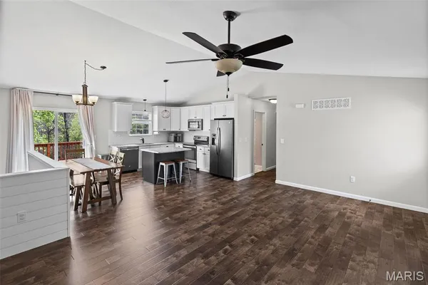 $299,900 | 49 Alta Street, Glen Carbon, IL 62034
