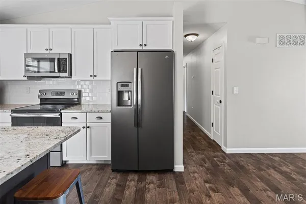 $299,900 | 49 Alta Street, Glen Carbon, IL 62034