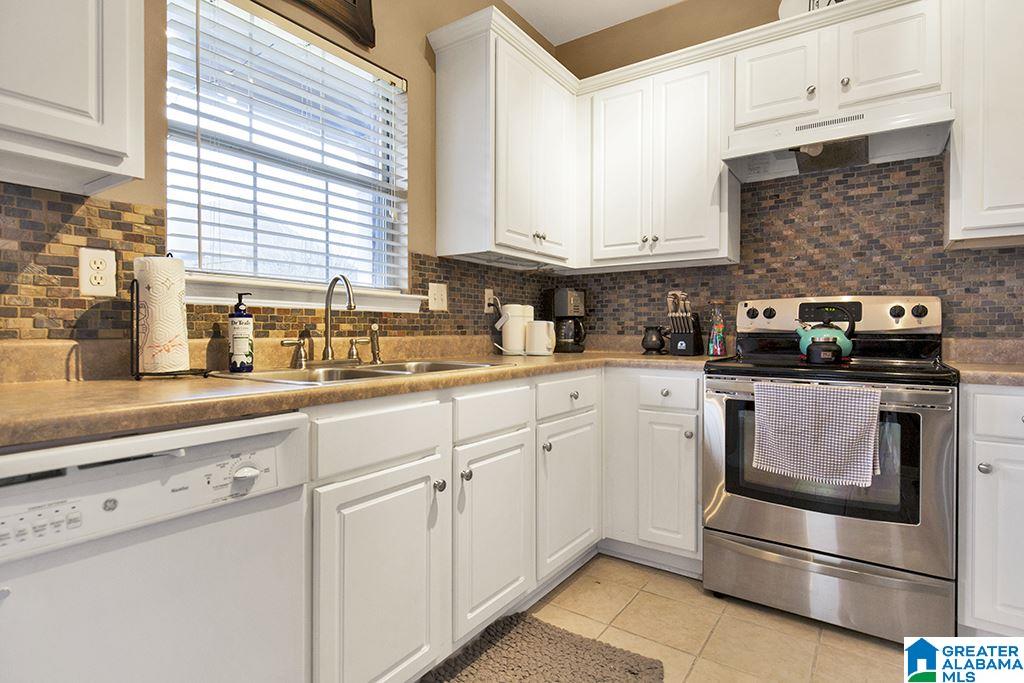 1005 Daventry Way Calera, AL 35040 - Photo 4 of 17