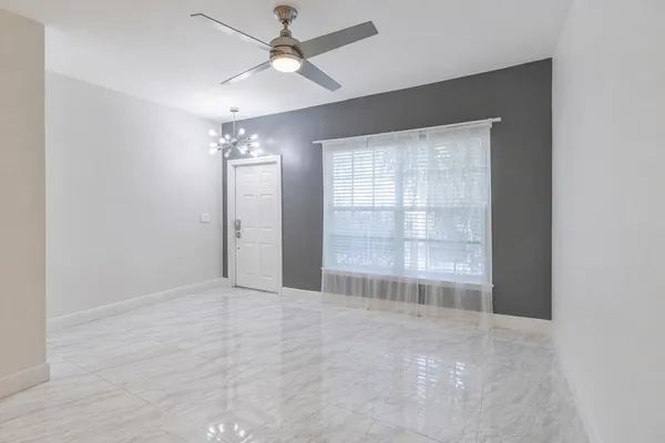$2,650 | 3333 Cabaret Lane, Unit 3333, Margate, FL 33063