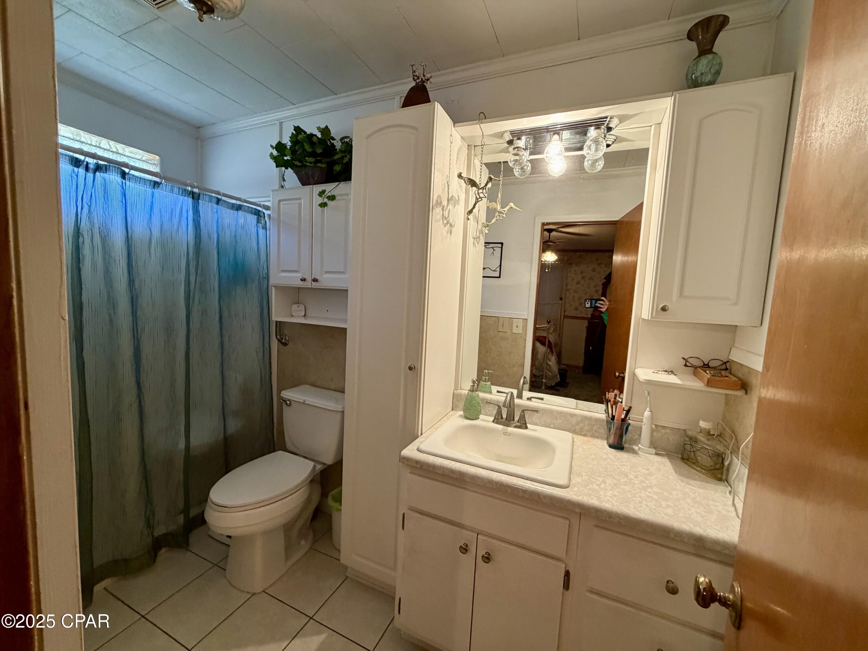 5459 Highway 2 Bascom, FL 32423 - Photo 19 of 47