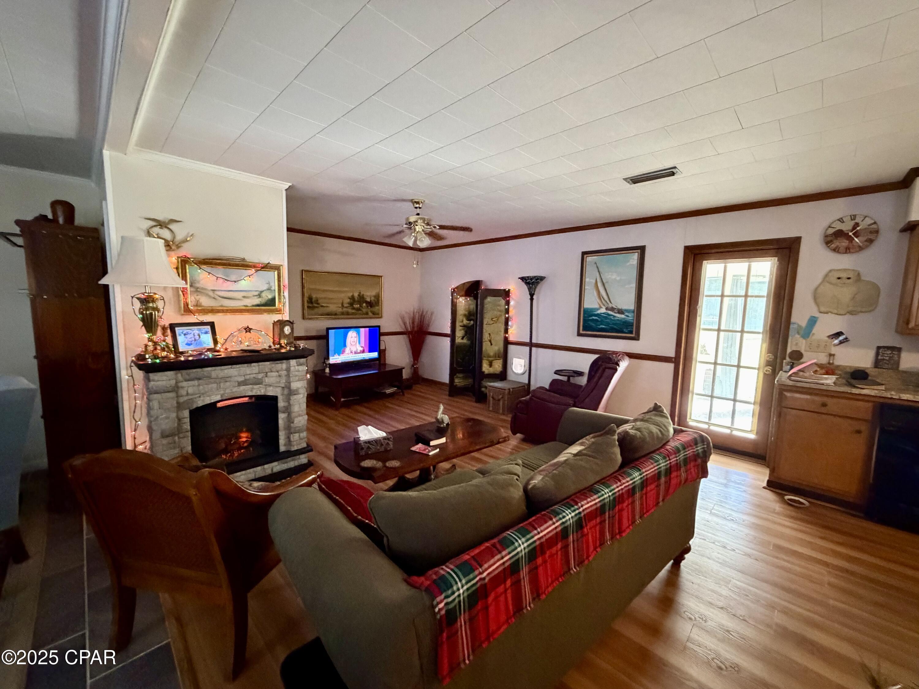 5459 Highway 2 Bascom, FL 32423 - Photo 8 of 47