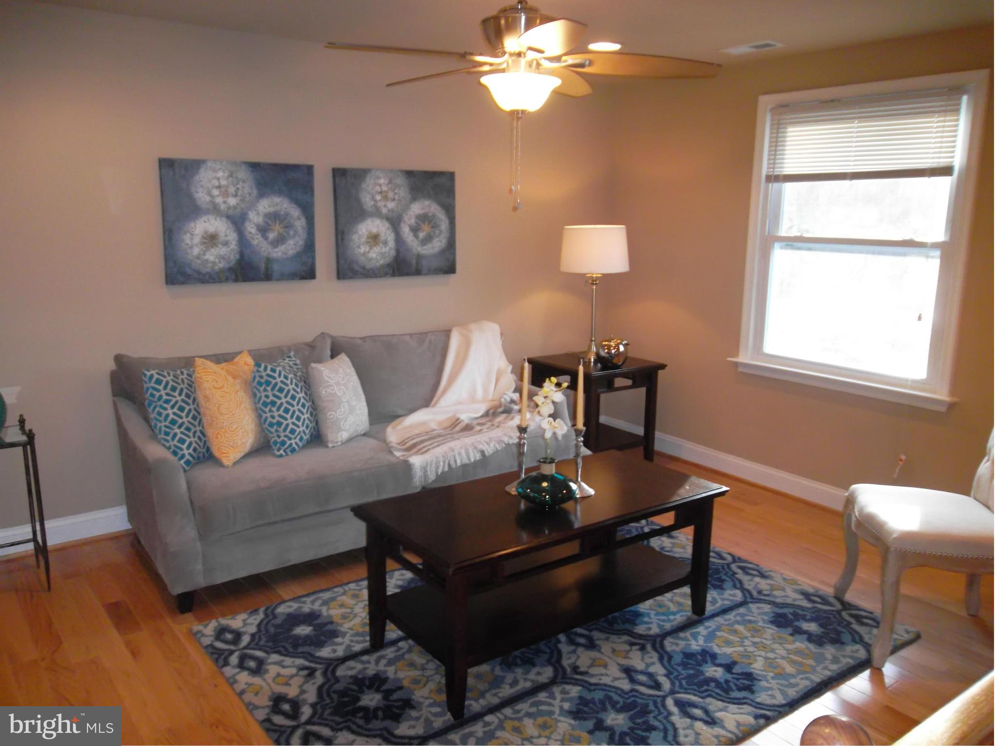 14504 April Street Accokeek, MD 20607 - Photo 4 of 17 Living Room