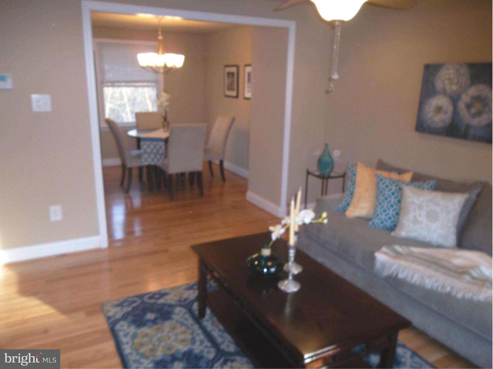 14504 April Street Accokeek, MD 20607 - Photo 5 of 17 Living Room
