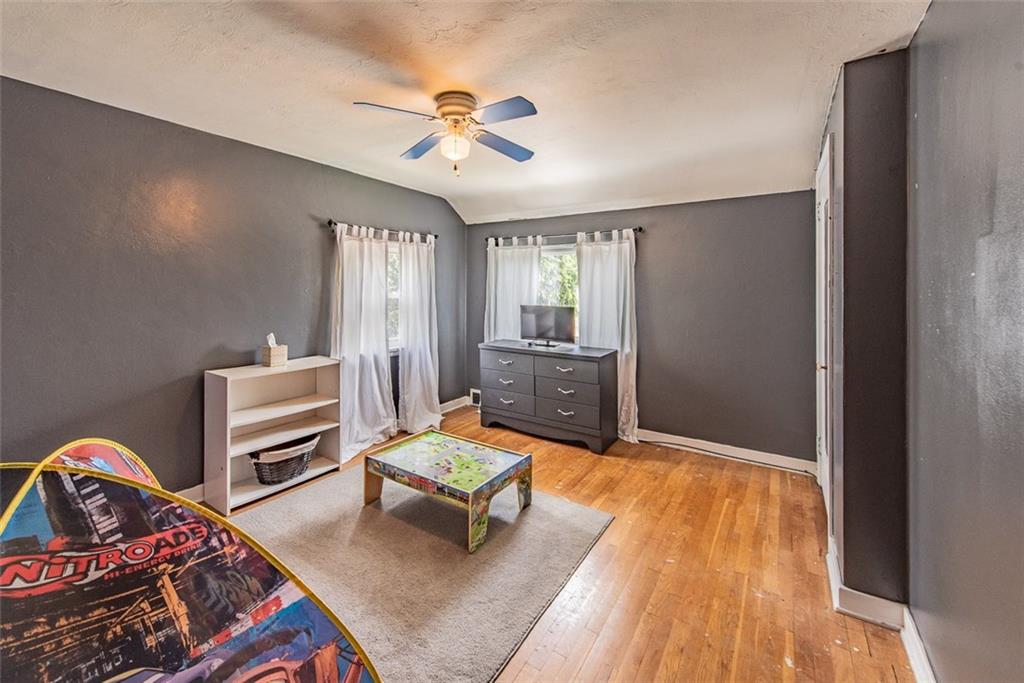 1925 James Street Monroeville, PA 15146 - Photo 17 of 20 Gallery Image 17