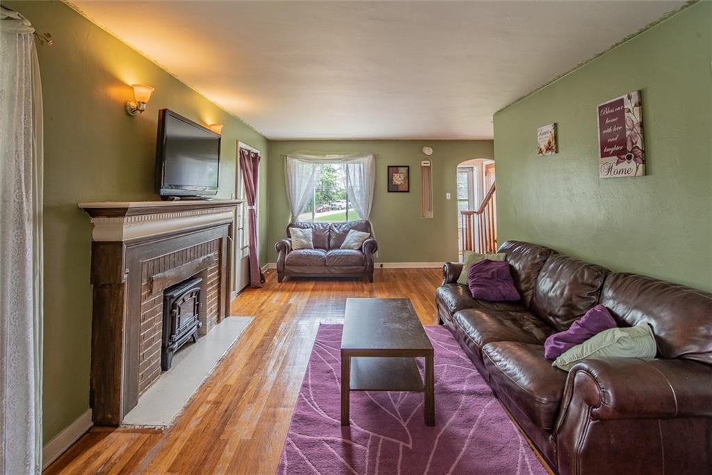 1925 James Street Monroeville, PA 15146 - Photo 9 of 20 Gallery Image 9
