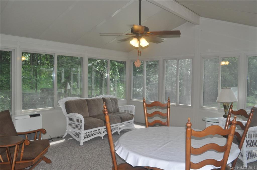 244 Rolling Ridge Loop Burnsville, NC 28714 - Photo 9 of 31 Gallery Image 9
