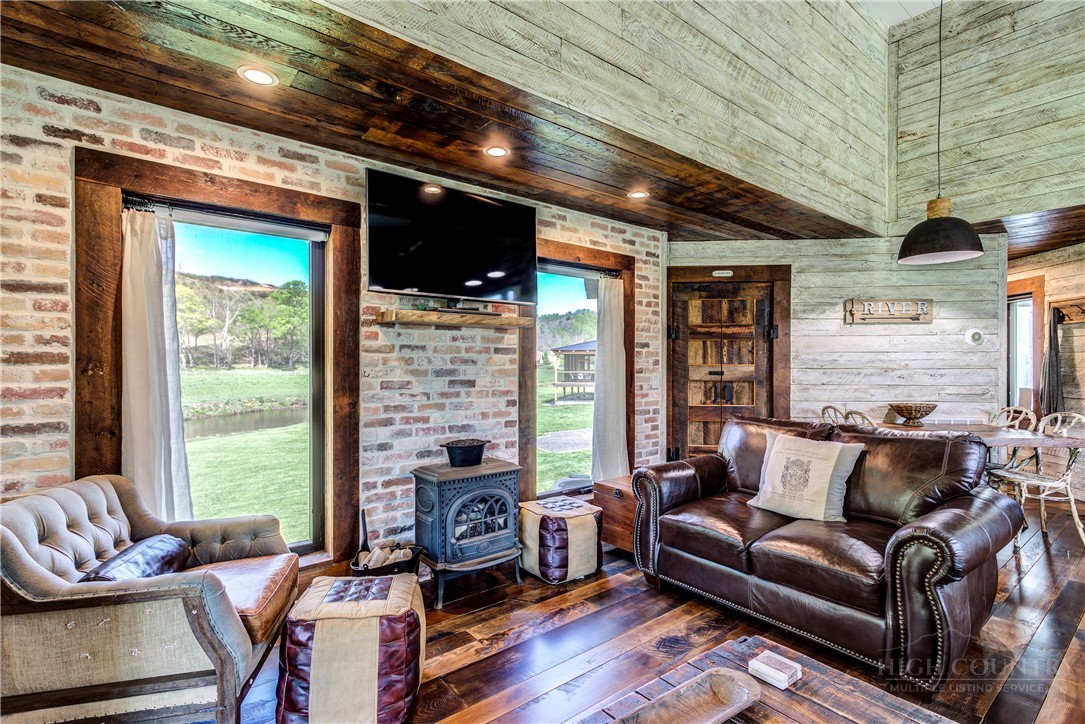 972 West Deep Ford Road Warrensville, NC 28693 - Photo 6 of 36