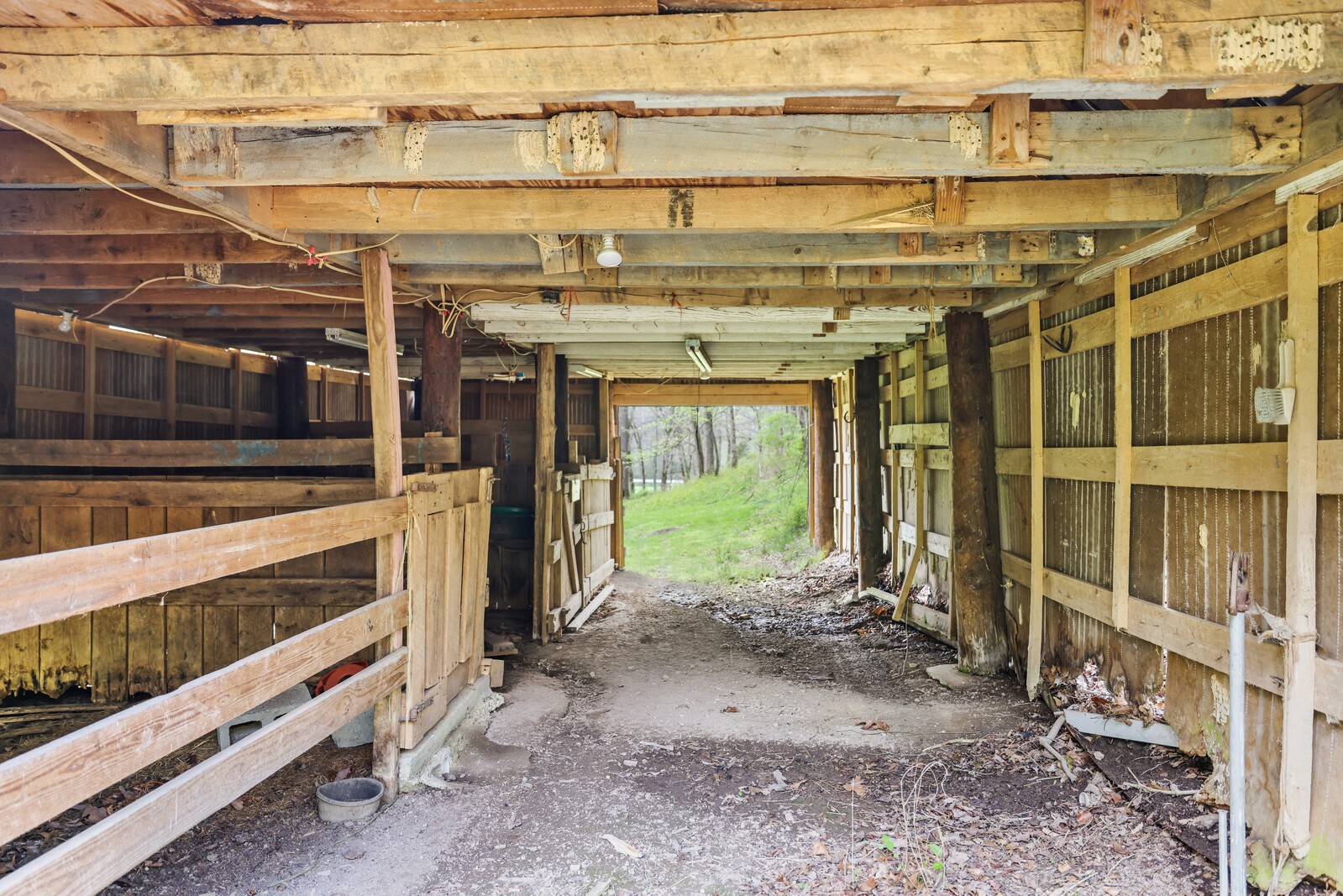 3876 Robinson Road Thompson's Station, TN 37179 - Photo 66 of 69 Gallery Image 66