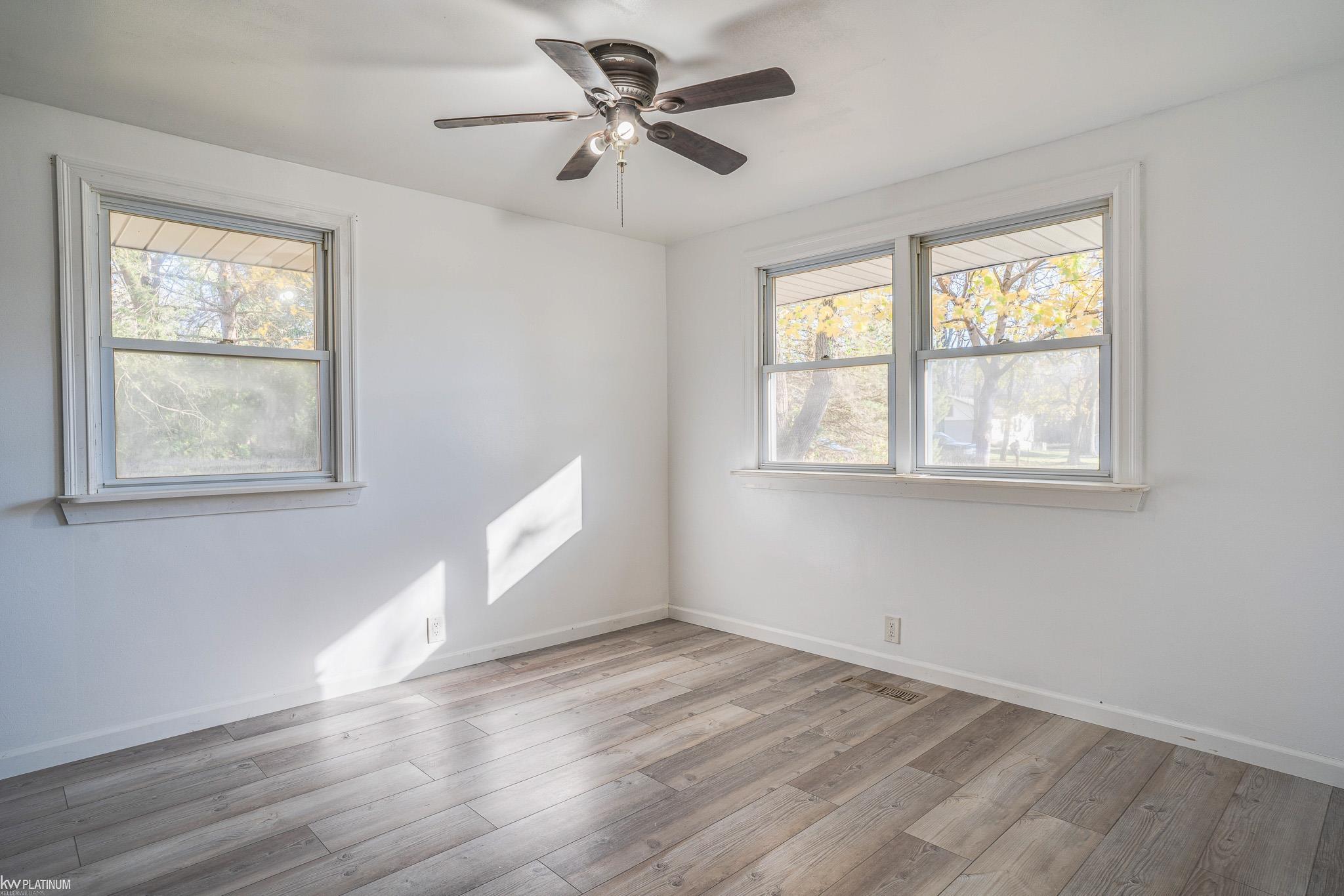9212 Peters Road Algonac, MI 48001 - Photo 17 of 26 50095329-16.JPG