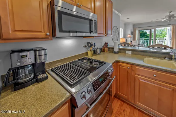 $349,500 | 300 Midyette Street, Unit B8, Oriental, NC 28571