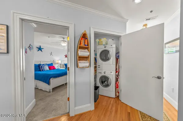 $349,500 | 300 Midyette Street, Unit B8, Oriental, NC 28571