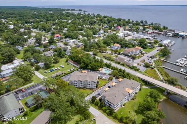 $349,500 | 300 Midyette Street, Unit B8, Oriental, NC 28571