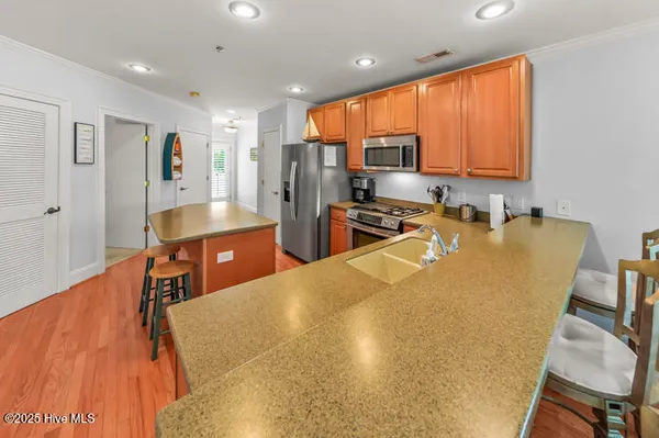 $349,500 | 300 Midyette Street, Unit B8, Oriental, NC 28571