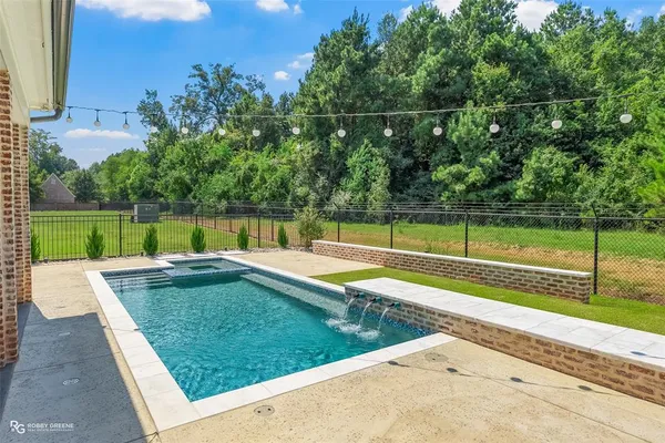 $935,000 | 343 Crossfield Court, Shreveport, LA 71106