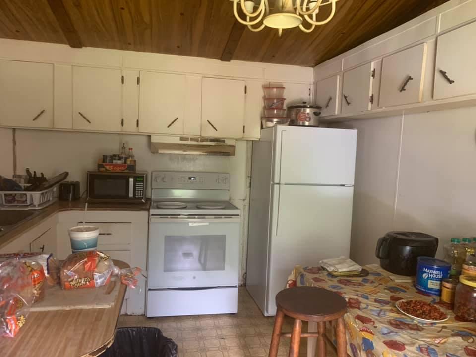 401 Smith Road DeFuniak Springs, FL 32433 - Photo 3 of 9 116130405_10220380812287556_795308432975