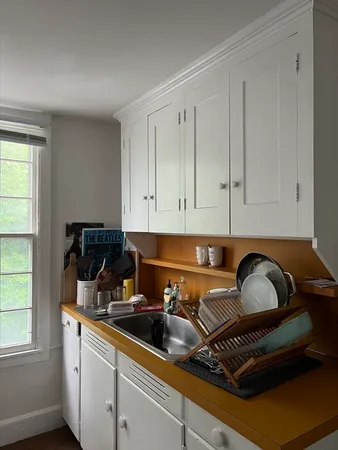 $1,950 | 21 Leyden Street, Unit 3, Plymouth, MA 02360