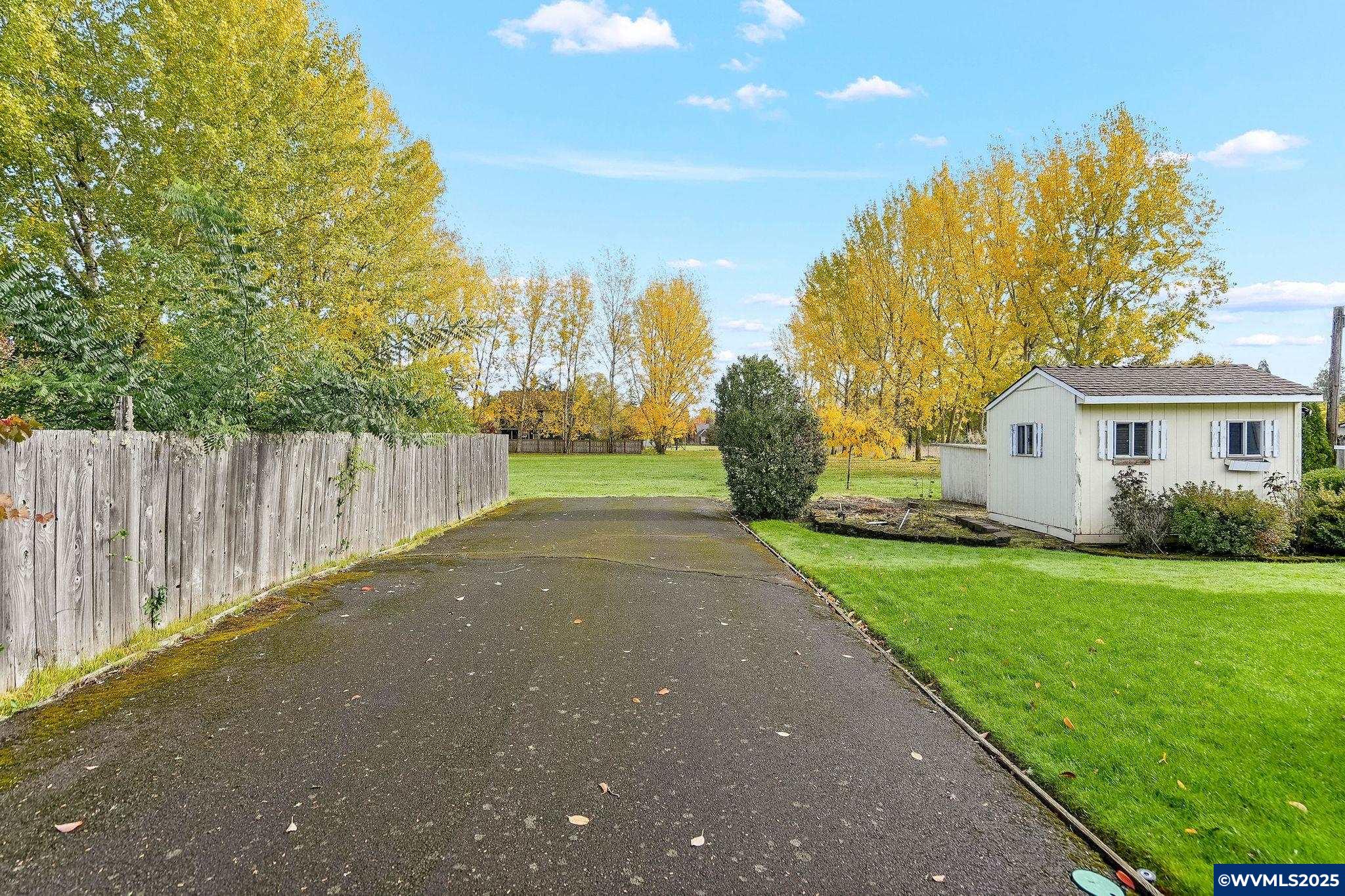 1045 Southwest 53rd Street Corvallis, OR 97333 - Photo 17 of 50
