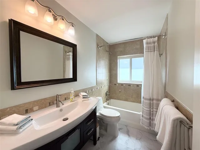 $9,999 | 1820 Bel Air Avenue, Pompano Beach, FL 33062