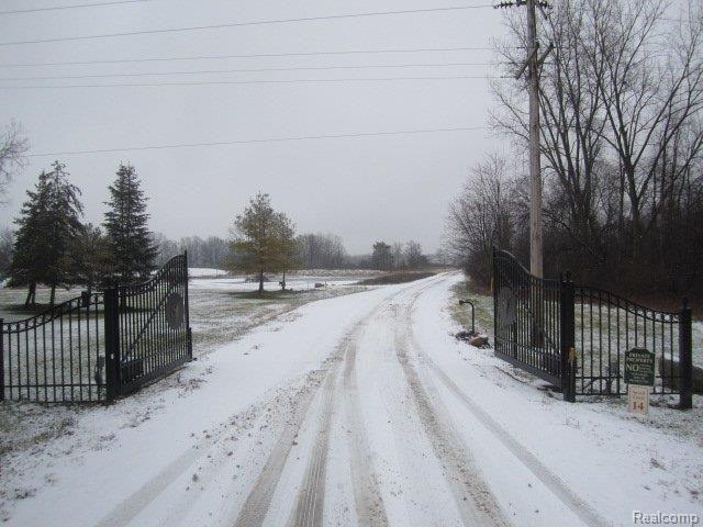 79775 Tory Circle Romeo, MI 48065 - Photo 3 of 22 Gate 1.JPG