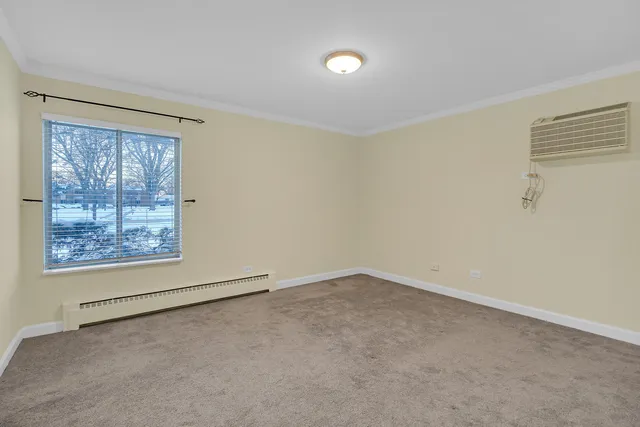 $2,150 | 2407 North Kennicott Drive, Unit 1A, Arlington Heights, IL 60004