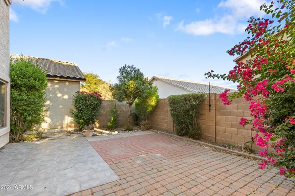 $2,400 | 7223 East Kramer Street, Mesa, AZ 85207