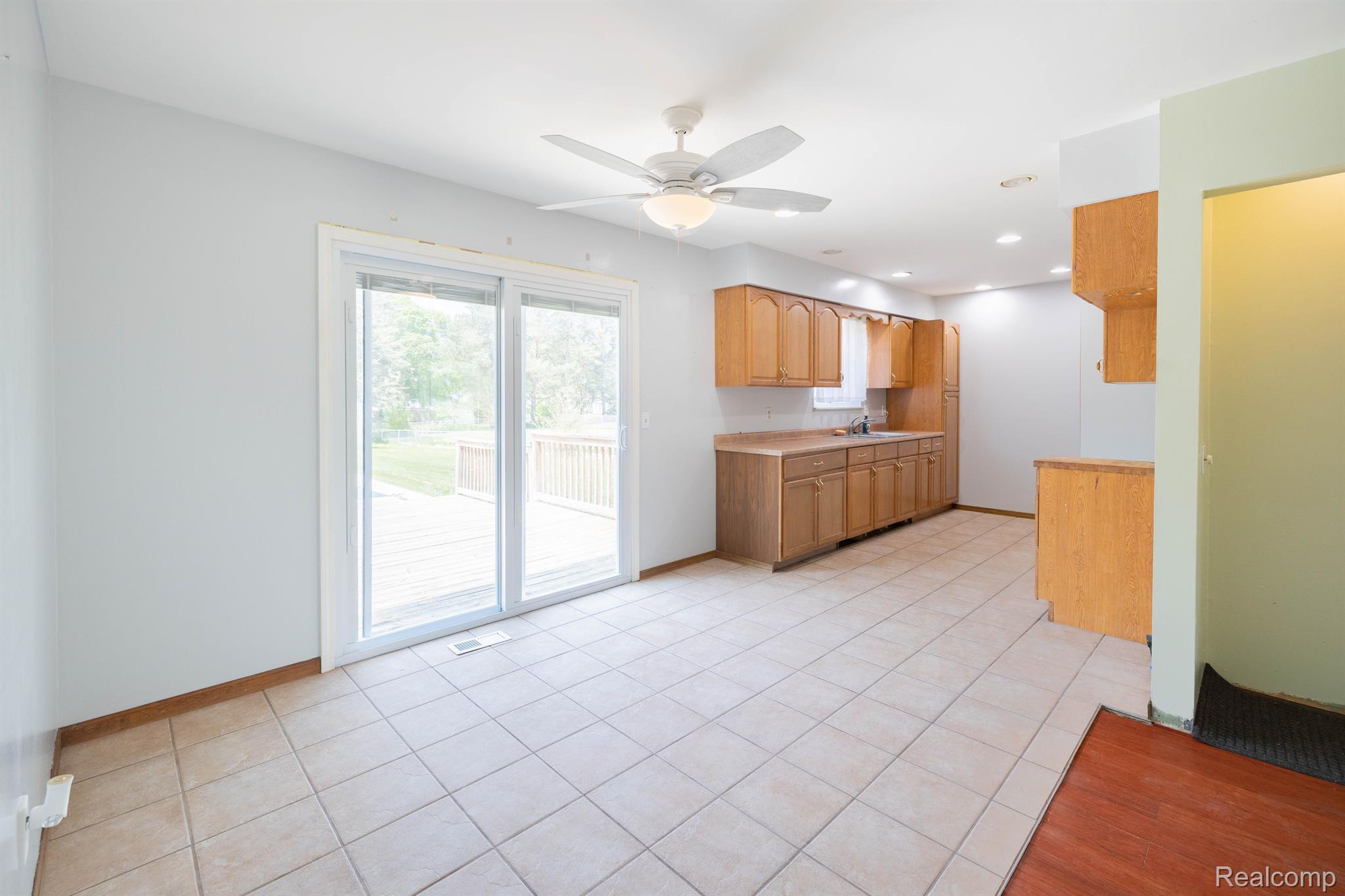 4053 North Genesee Road Flint, MI 48506 - Photo 13 of 29 Gallery Image 13