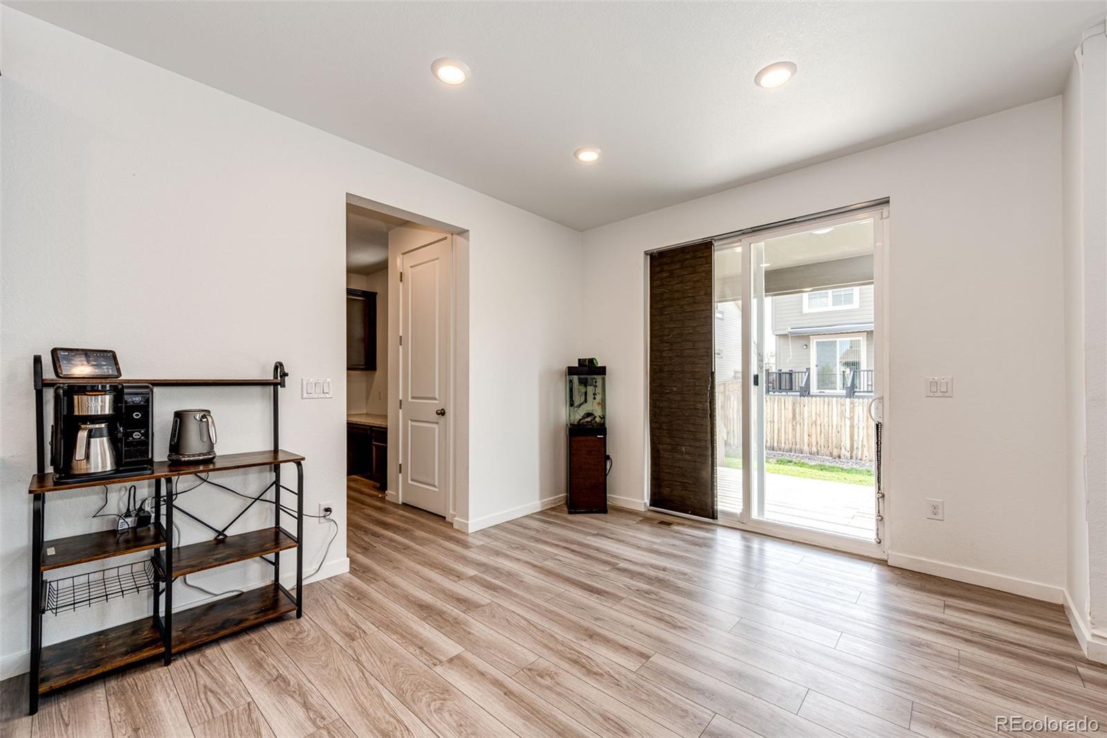 985 South Elk Way Aurora, CO 80018 - Photo 15 of 35